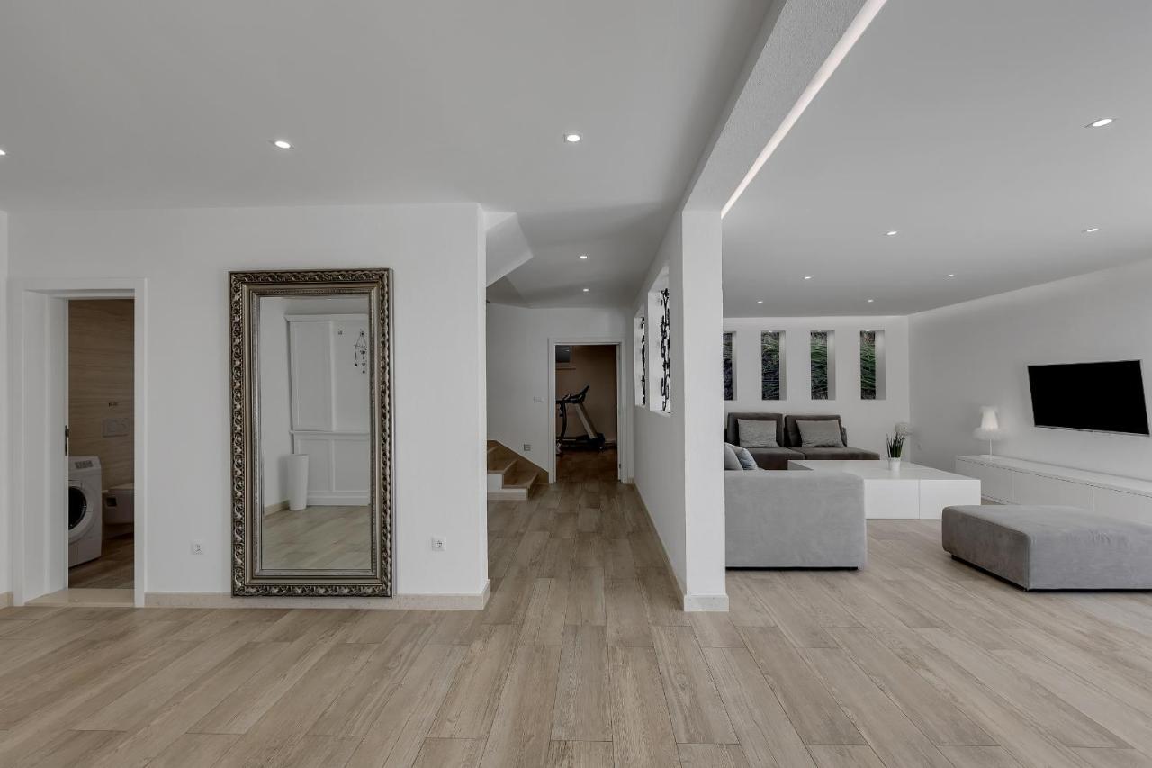 Villa Prestige Baška Voda Dış mekan fotoğraf